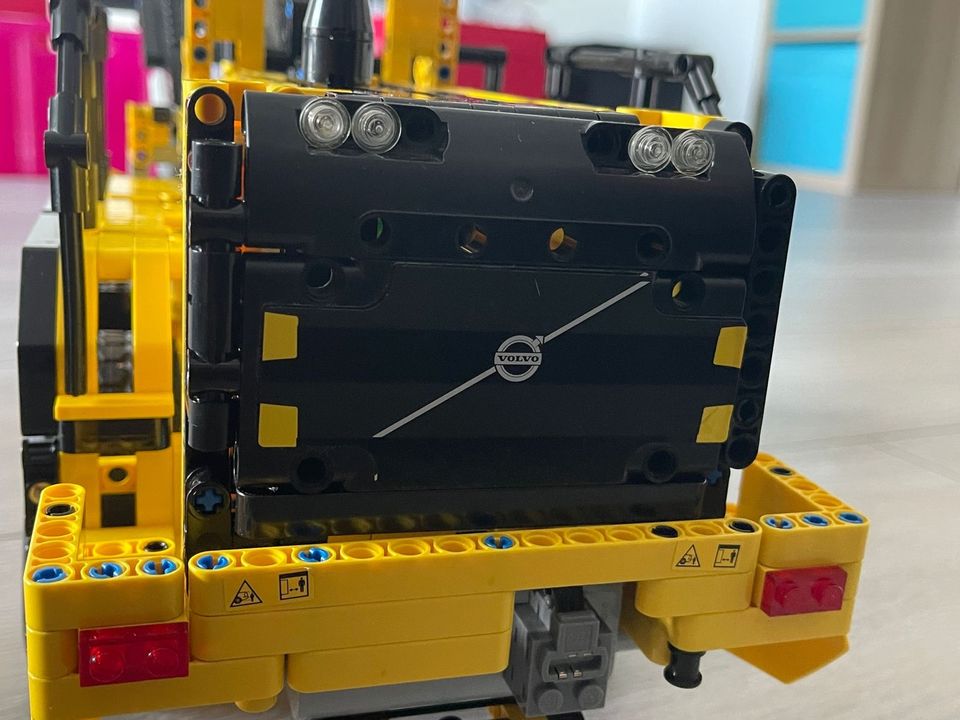Lego Technik 42030 Radlader/Muldenkipper vollständig mit OVP in Sottrum