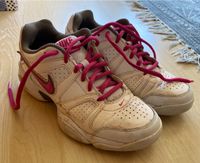 Nike Tennisschuhe Gr. 38.5 Baden-Württemberg - Tübingen Vorschau