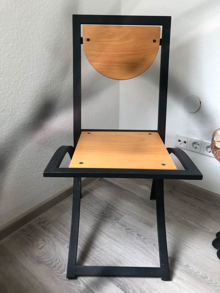 Design Stuhl schwarz /Holz - Einzelstück als Hingucker in Mannheim