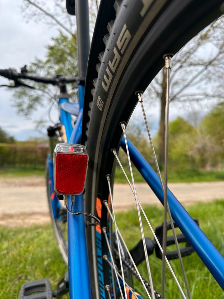 Stevens Fahrrad Furious 18" Rahmen 27,5" Laufräder blau in Rosengarten