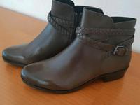 Stiefeletten olivgrün neu von Caprice Gr.37 Niedersachsen - Lehrte Vorschau