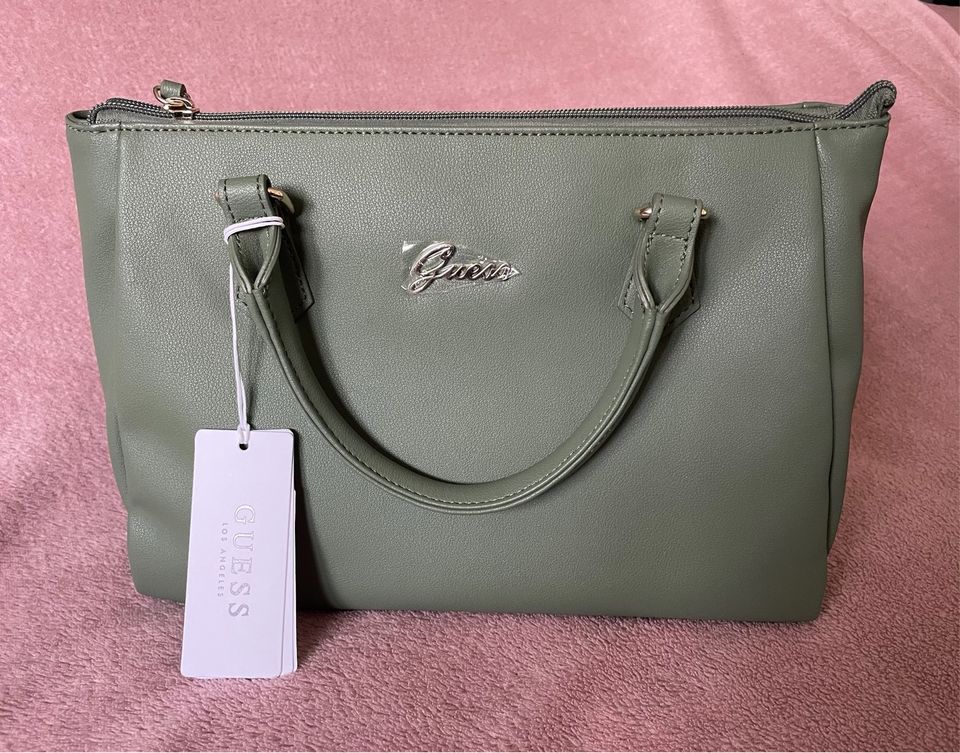 Handtasche, Tasche GUESS, NEU, grün in Sachsen-Anhalt - Halberstadt | eBay  Kleinanzeigen ist jetzt Kleinanzeigen