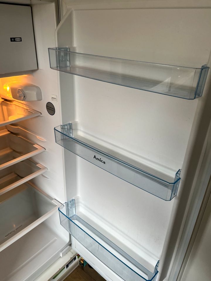 Amica Einbaukühlschrank 122cm  voll funktionsfähig in Löf