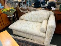 Récamiere Chaiselongue Ottomane kleines Sofa Schlaffunktion Dresden - Neustadt Vorschau