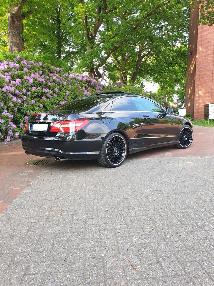 Mercedes-Benz E350 Coupé in Zeven