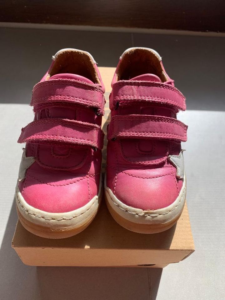 Sneakers pink von Bisgaard Größe 28 in Baldham