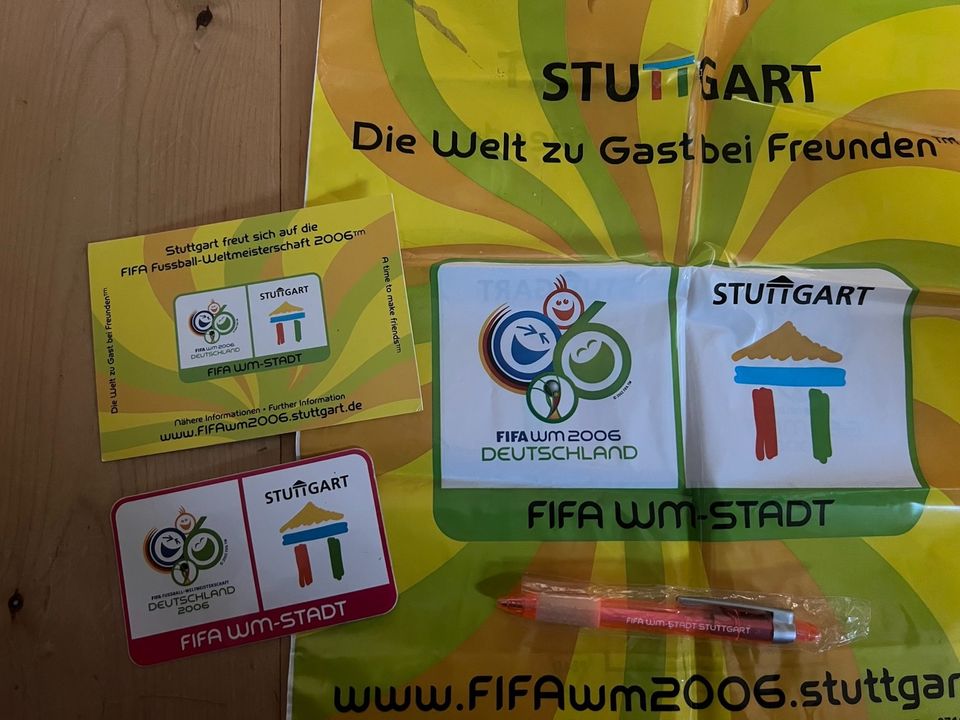 FIFA WM Stadt 2006 Stuttgart Tüte Karte Sticker Kuli in Winnweiler