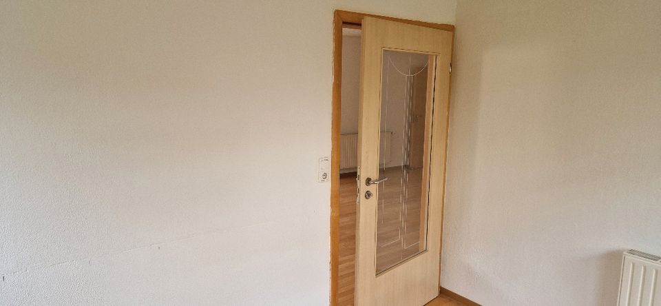 Exklusive 4-Zimmer-Wohnung,Fitnessraum und Pkw-Abstellplatz in Schweinfurt