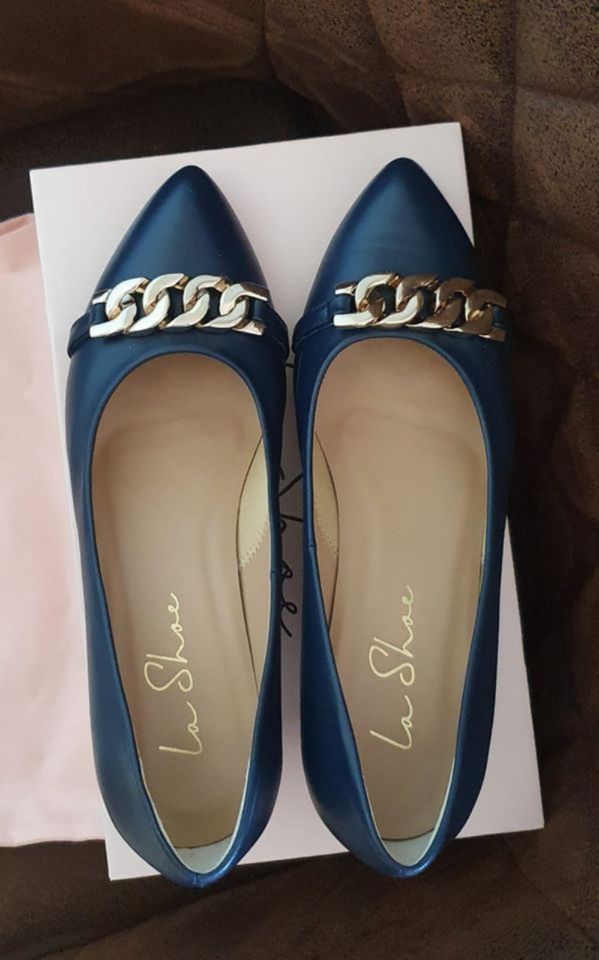 Neu! La Shoes Pumps blau Leder Gr 39 Absatz = 5 cm in Verl