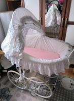 Stubenwagen Retro Babybett Beistellbett Kinderwagen weiß Bayern - Markt Schwaben Vorschau