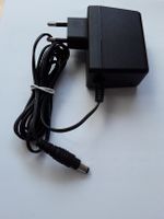 AC Adapter WB30D12FG der Marke ,,APD" 12V/ 2,5 Ah Hessen - Oberursel (Taunus) Vorschau