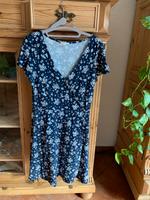 Sportliches Sommerkleid maritim  Wickeloptik Esprit M ❤️6€ Hessen - Eltville Vorschau