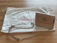 Guess Umhänge-Tasche schimmernd Blush Puder-Rosa silber & Beutel Berlin - Marzahn Vorschau