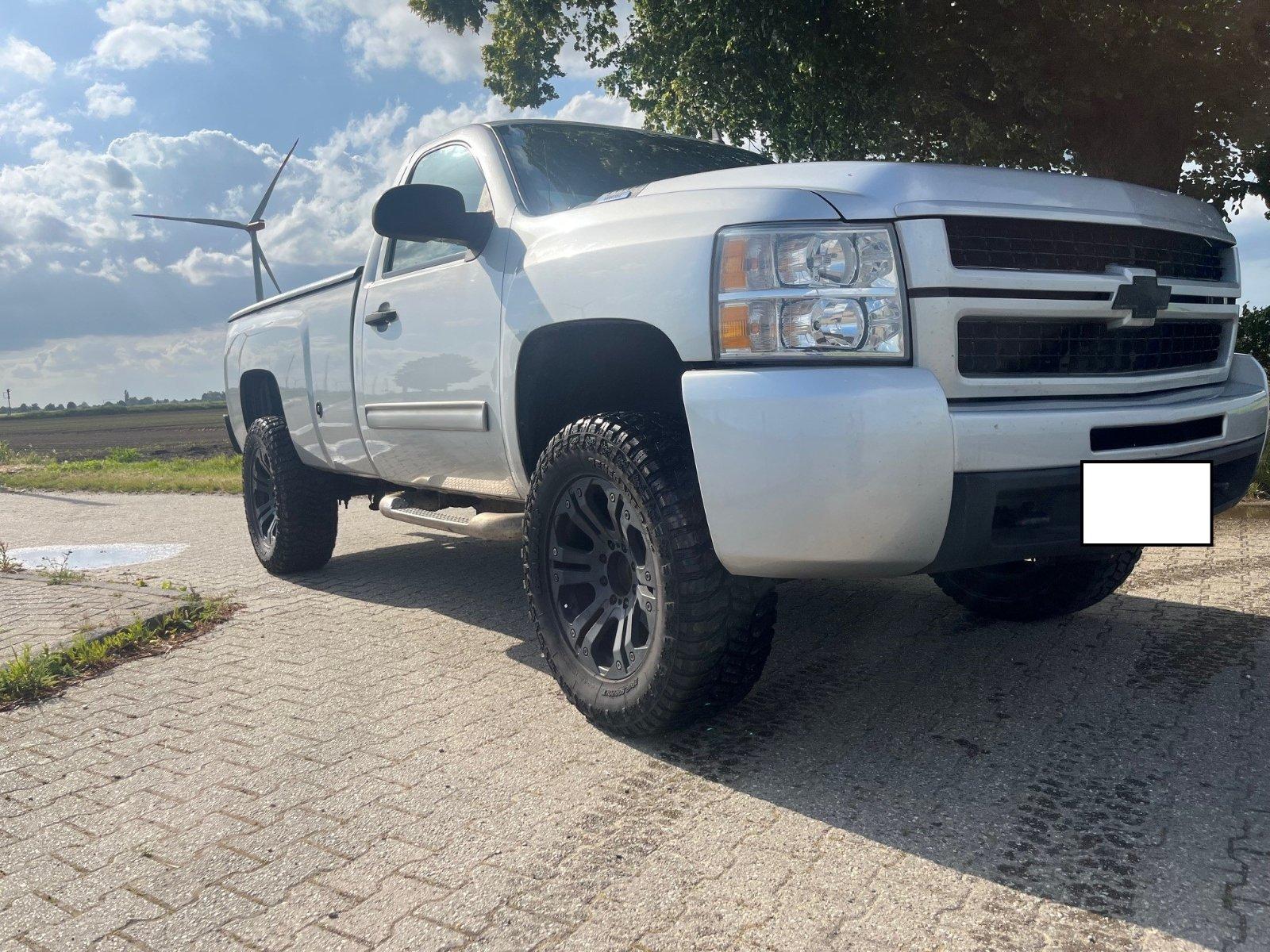 Abbildung des Autos Chevrolet Silverado 2500…