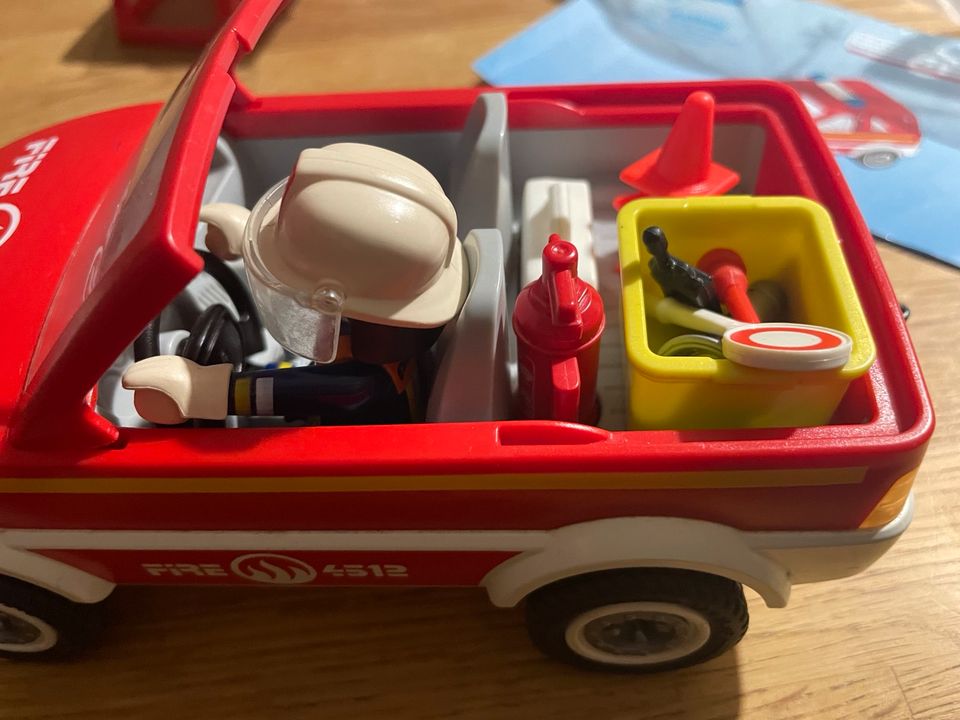 Playmobil Feuerwehr Kommandowagen 4822 in Berlin