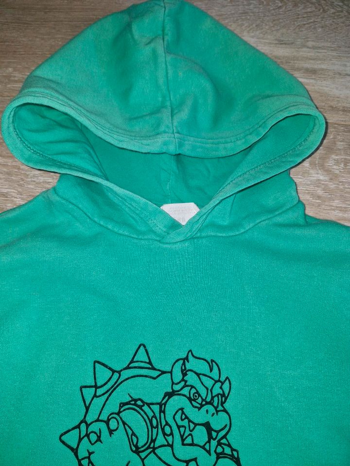 Hoodie H&M Gr. 146/152 grün Sweatshirt Mario Bowser Pulli in Osterrönfeld