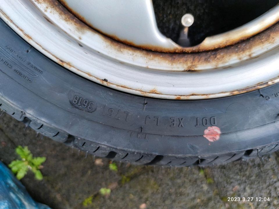 Roller Reifen auf Felgen in Krefeld