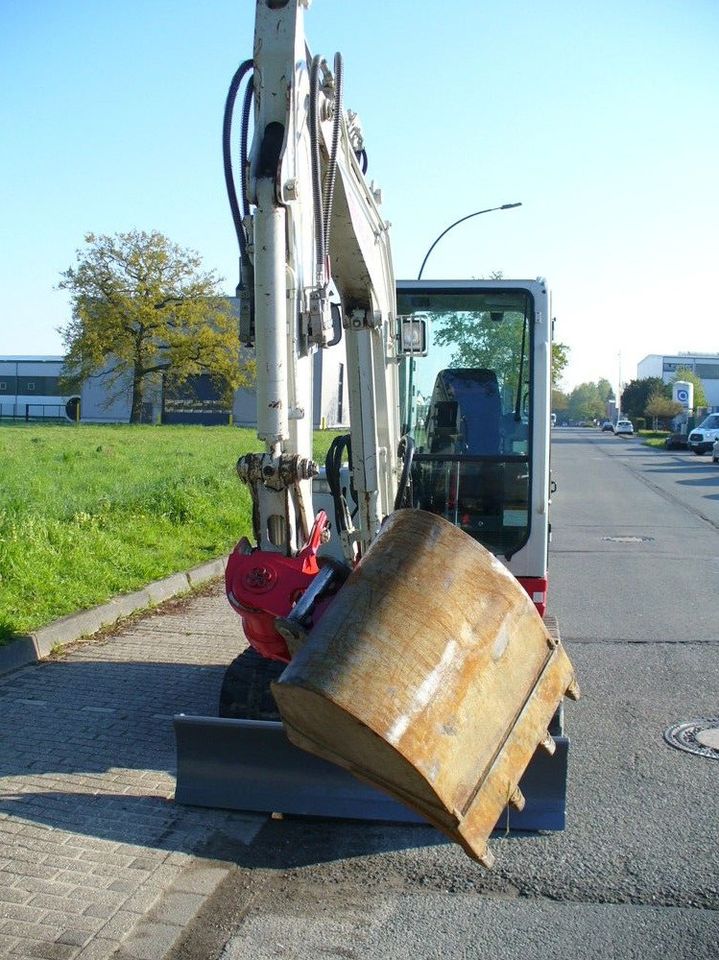 Mini-/Bagger Takeuchi TB 235 V4 POWERTILT Vollausstattung in Velen