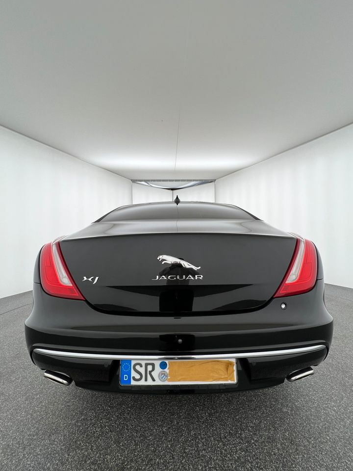 Jaguar XJ Premium Luxury 3.0, FACELIFT, Service neu in Schwarzach