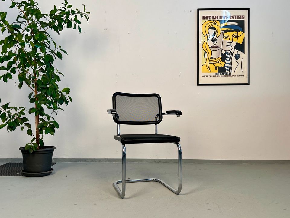 Thonet S-64 Freischwinger Netz | Marcel Breuer Stuhl S-32 in Duisburg