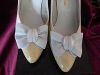 Gabor Pumps cremeweiss Leder Gr. 6/39 Schleswig-Holstein - Elmshorn Vorschau