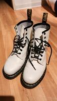 Dr. Martens Schuhe Boots weiß 42 Bonn - Beuel Vorschau