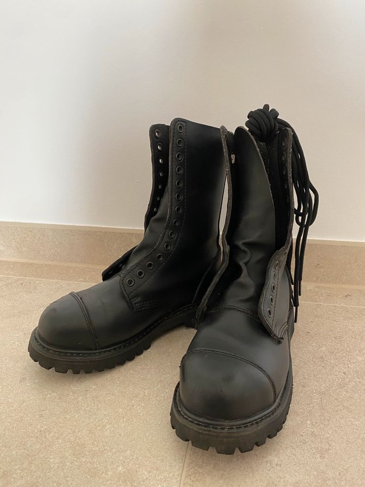 Combatboots Größe 37,5 in Köthen (Anhalt)