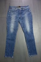 Levis Revel Bold Curve Skinny 31 Baden-Württemberg - Korntal-Münchingen Vorschau