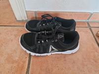 Reebok Turnschuhe Fitnessschuhe schwarz Gr. 38,5 Bayern - Senden Vorschau