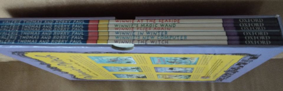 Winnie the Witch Kinderbuch Bilderbuch Englisch Set 6 Stück +2 CD in Düsseldorf