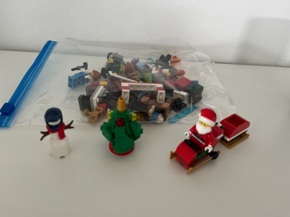 Lego Adventskalenderinhalt in Meinerzhagen