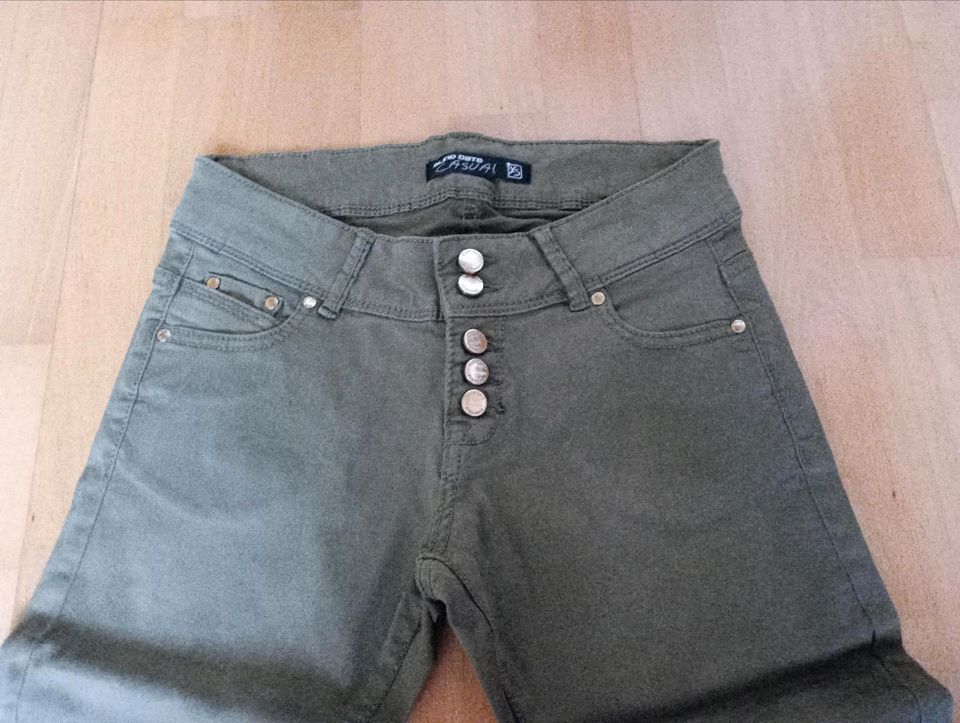 Kurze Jeans in Größe xs in Mechernich