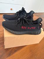 Yeezy 350 v2 Core Black  Neu mit Etikett Hessen - Wiesbaden Vorschau