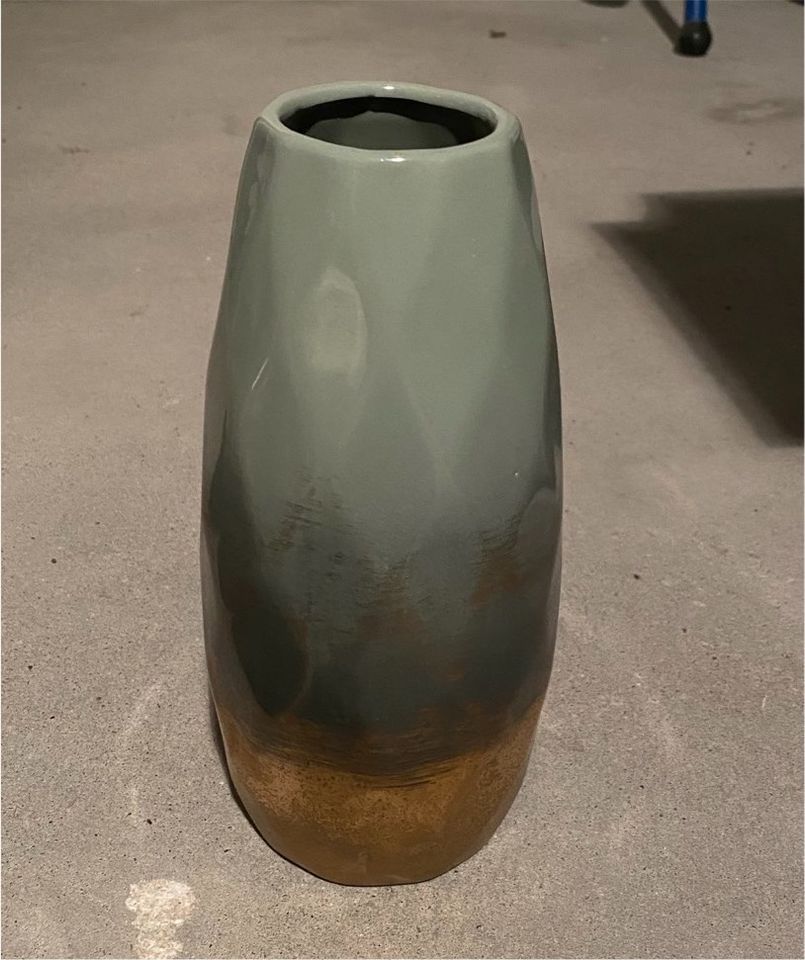 Vase Grün Gold in Bocholt