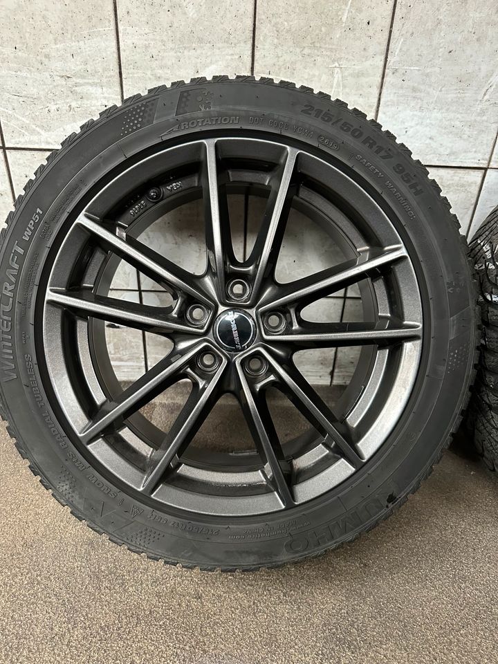 4x Kumho Winterreifen 215/55 R17 95H mit 5,6mm und 6,6mm Profil in Kerpen (Eifel)