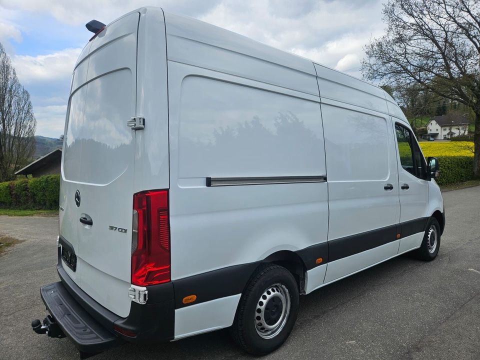 Mercedes-Benz Sprinter 317 Kasten L2H2 Navi AHK Klima in Olsberg