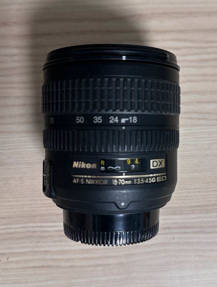 Nikon Objektiv - Nikon Lens AF-S DX Zoom in Velen