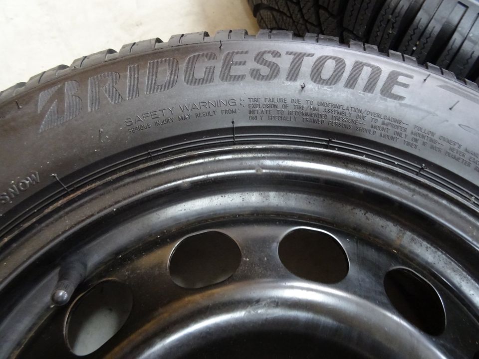 4xVW Golf/Touran Winterräder 6,5J ET46+205/55R16 Bridgestone 7mm in Waldkraiburg