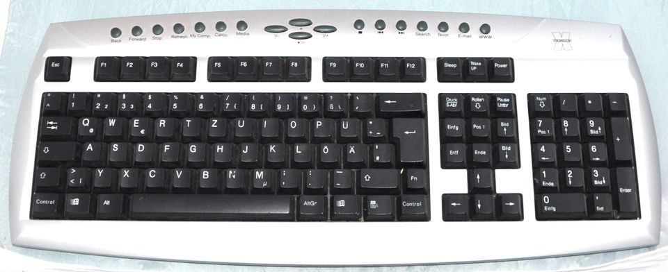 Multimedia Tastatur wireless mit Maus TENSIONS X OVP in Morbach