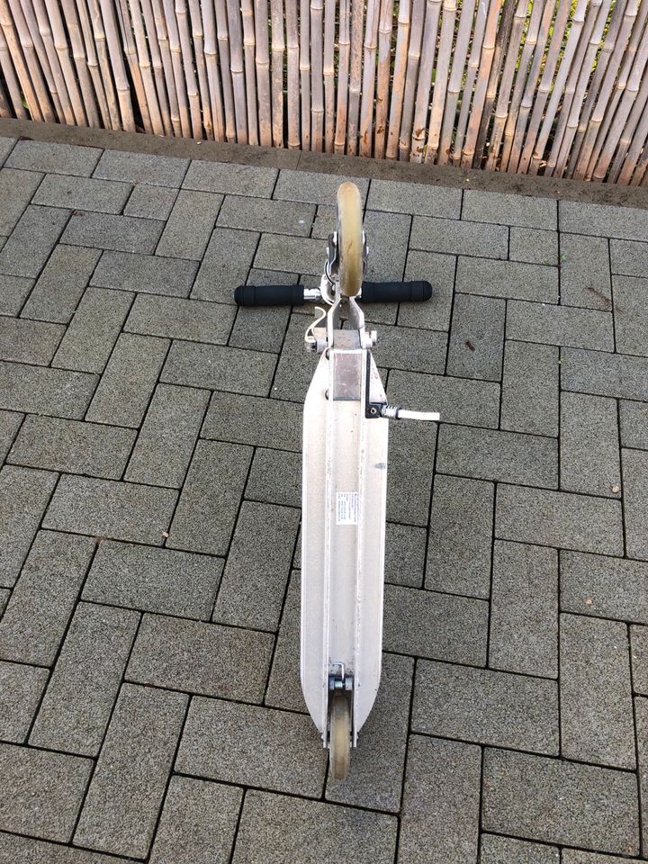 Roller MICRO Scooter Sprites in Bonn