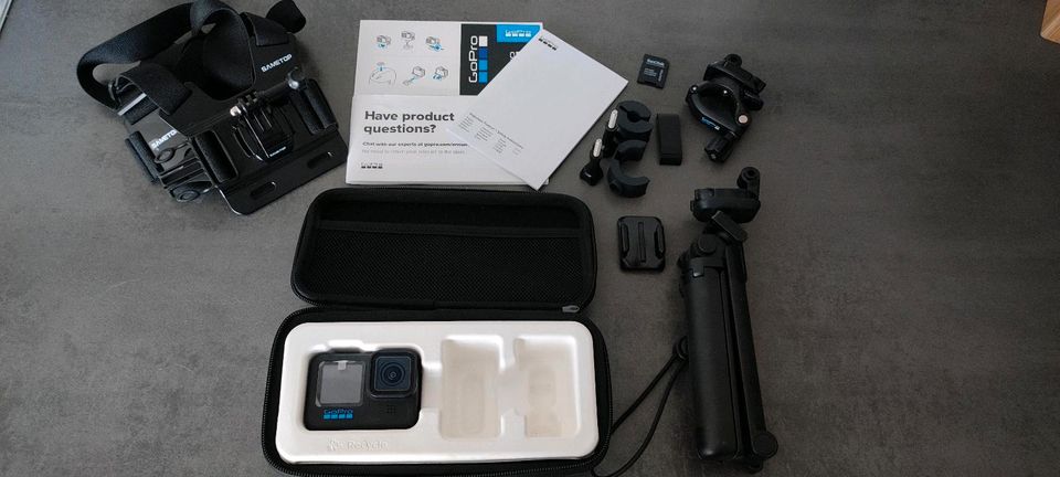 GoPro 10 Hero Black in Hungen