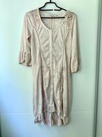 Cream Kleid rosé Stickereien Rüschen Gr S Wie Neu Essen-West - Holsterhausen Vorschau