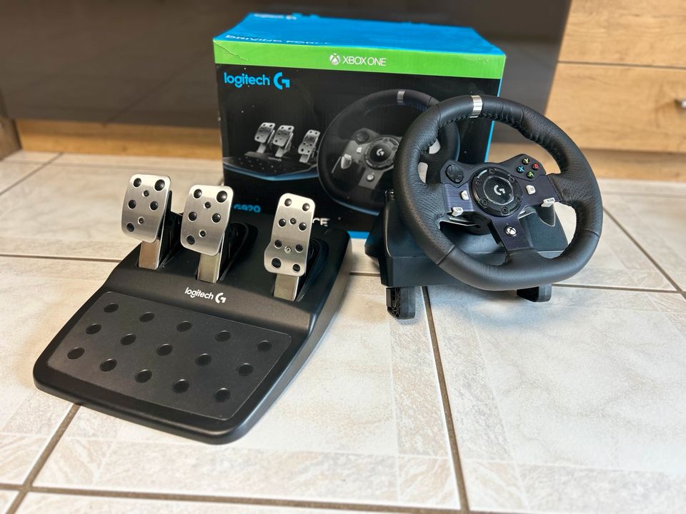 Logitech G920 Lenkrad in Windeck