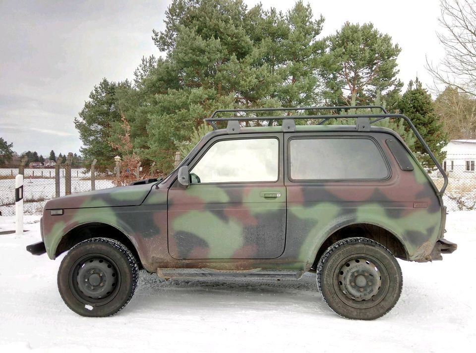 Lada Niva Bj.2010 in Lieberose