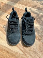 Nike Turnschuhe, Gr. 28 in schwarz Baden-Württemberg - Oberstenfeld Vorschau