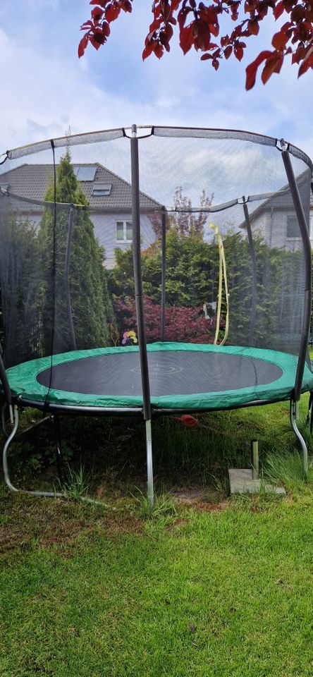 Trampolin 3,05 im Durchmesser in Falkensee