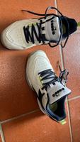 Diadora Tennisschuhe Hallenschuhe - glatte helle Sohle Hessen - Wehrheim Vorschau