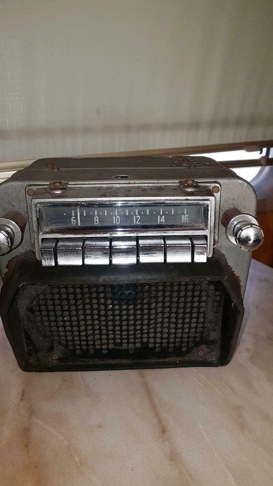 Original 1951 Caddillac Radio in Berlin