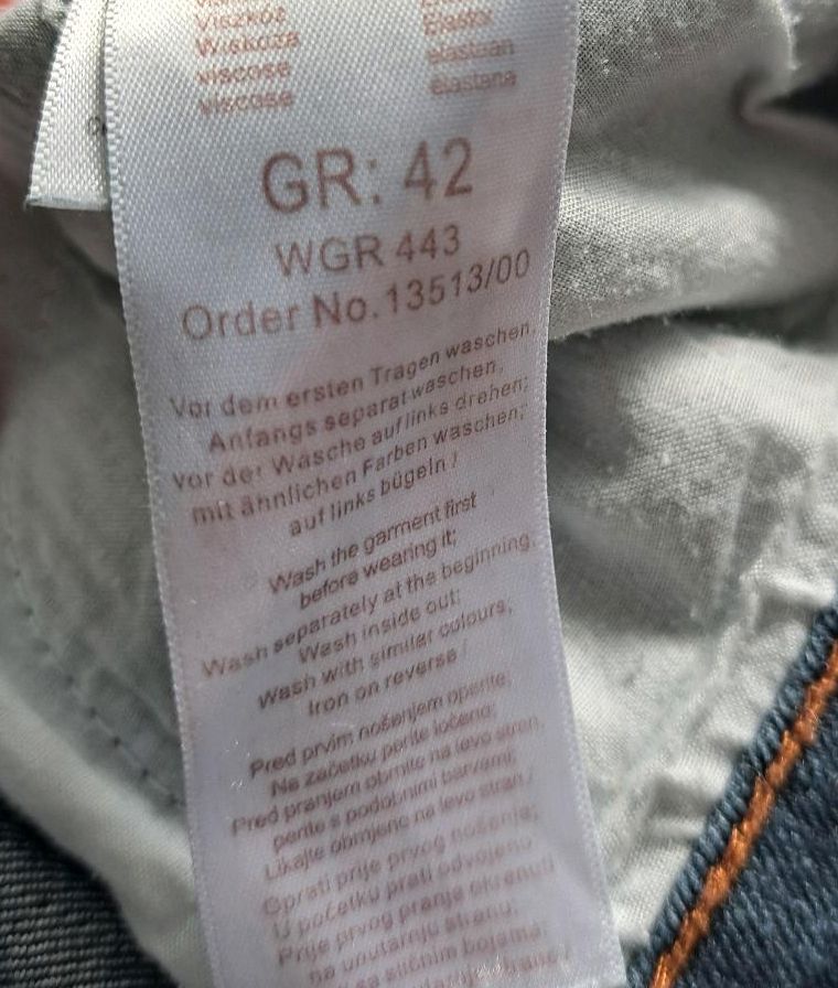 Janina Damen Jeans / Hose Größe 42 in Duisburg