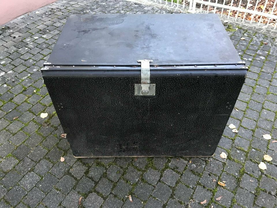 Oldtimer-Koffer, Externer Kofferraum, Heckkoffer, 20er bis 30er J in Wipperfürth